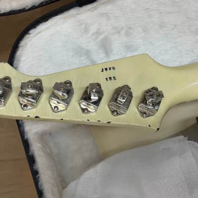 Like new!!!   Gibson Custom 1964 Firebird V Johnny Winter 2021 Polaris White - 125 of 125 image 17