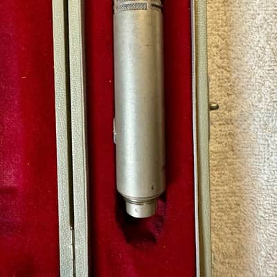 Neumann KM 84 Small Diaphragm Cardioid Condenser Microphone 1966–67 - Nickel image 6