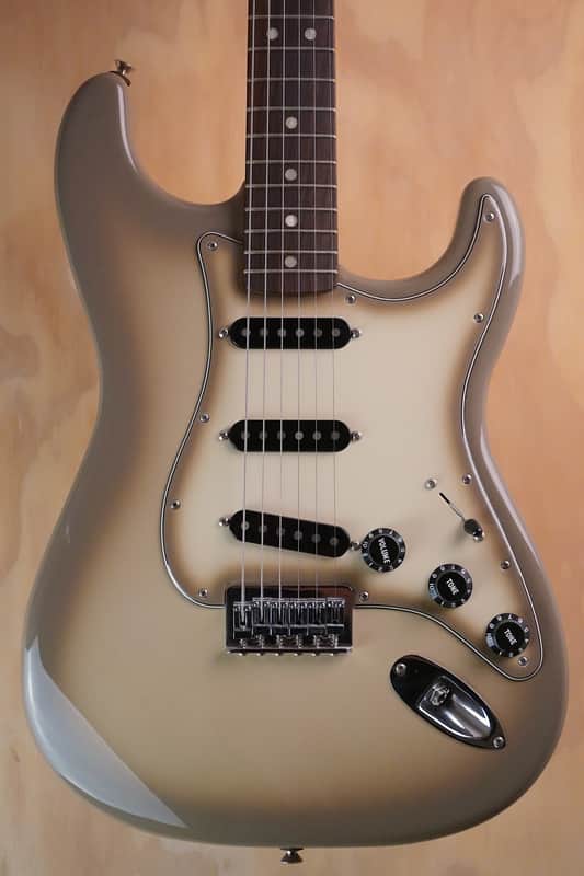Fender 70th Anniversary Vintera II Stratocaster