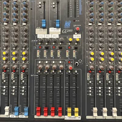 Allen & Heath GL2000 32ch Analog Console w/ Oasis Kases Road Case – Very Good image 3