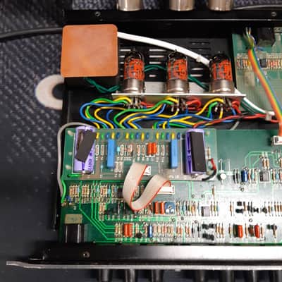 MARSHALL MGP 9001 Valve Preamp VALVESTATE 8008 80W + 80W POWER AMP ROLAND GP-100 FX 4RU SKB CASE 240 VOLT image 11