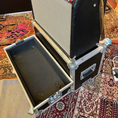 Fender "Twin Amp" 100-Watt 2x12" Guitar Combo (1990s "Evil Twin") with Flightcase image 5
