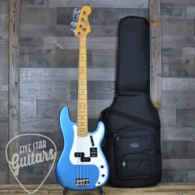 Fender Vintera III Late 60s Precision Bass - Lake Placid Blue with Gigbag image 14