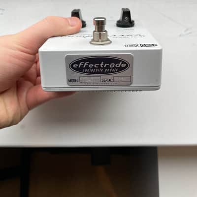 Effectrode Model PC-2A Photo-Optical Tube Compressor 2010s - White image 7