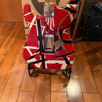 EVH Striped Series Frankenstein™ Frankie image 4