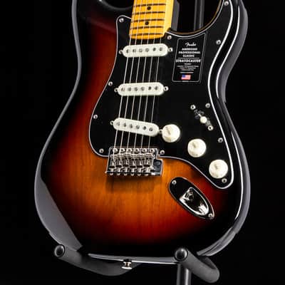 Fender American Professional Classic Stratocaster 3 Color Sunburst image 5