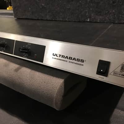Behringer Ultrabass EX1000 Digital Bass Processor with Limiter image 3