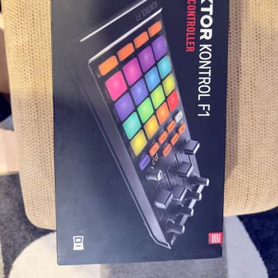 Native Instruments Traktor Kontrol F1 2010s - Black image 2