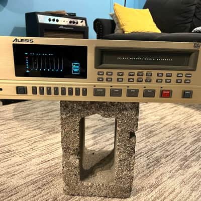 Alesis ADAT-LX20 Type II 20-Bit 8-Track Digital Audio Recorder 1998 - 2002 - Aluminum image 2