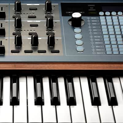 Arturia PolyBrute Noir 61-Key Synthesizer - Black image 4