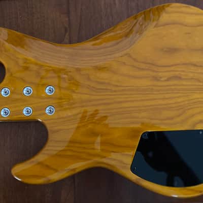 G&L L-2000 Fretless Bass (USA) 2014 Honey image 7
