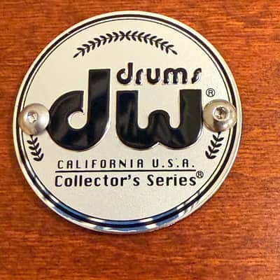 DW Collector's Standard Maple 18x22 Bass Drum in Satin Tobacco Burst with Gold Hardware (Rm 4) image 8