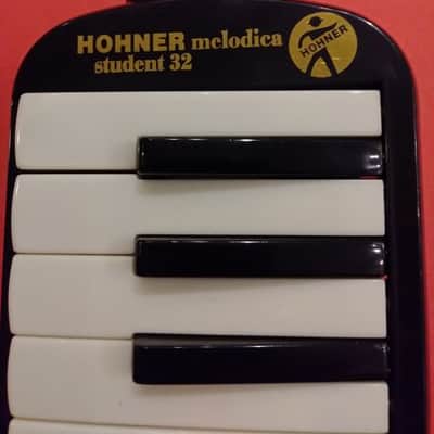 New Hohner Melodica Student 32. With Case image 2