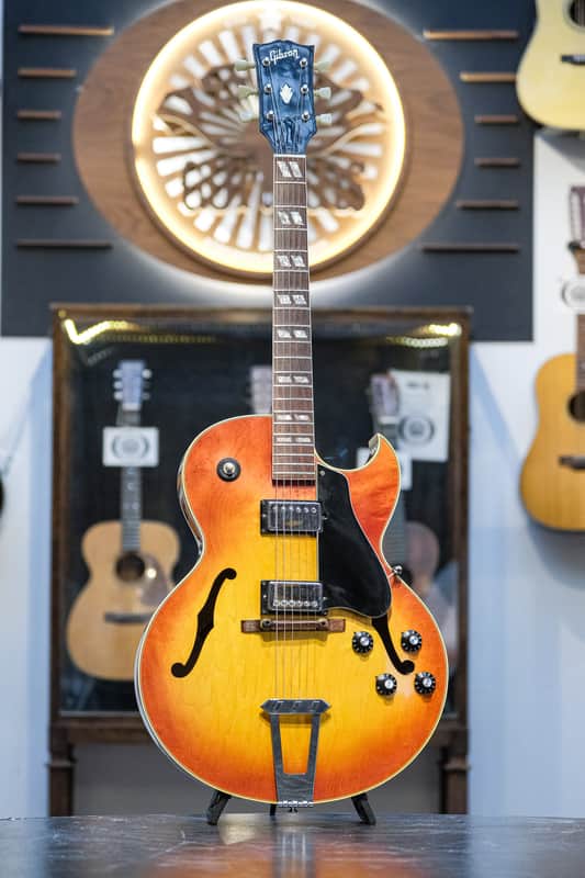 1975 Gibson ES-175D cherry sunburst image 1