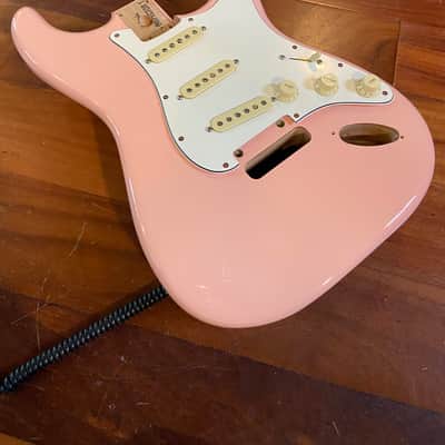 Fender Player Shell Pink Coral Strat Stratocaster Alder Body 2 Point Special Edition image 10