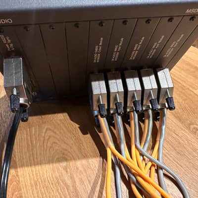 DK Audio Msd600m with 4 input. 1 out and utility modulers and cables - Grey image 3