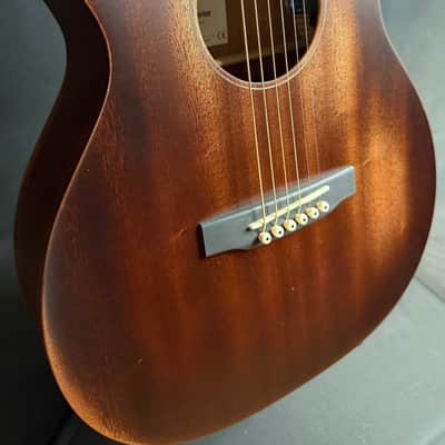 Martin 000C Jr. E StreetMaster Cutaway Acoustic-Electric Guitar w/ Case (643) image 6
