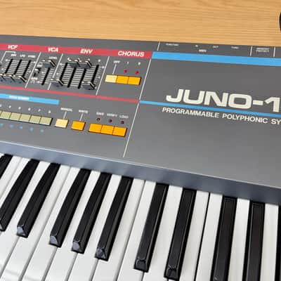 ✅ Sale ✅ Roland Juno-106 ✅ incl Original Hard Case ✅Perfect Working image 8