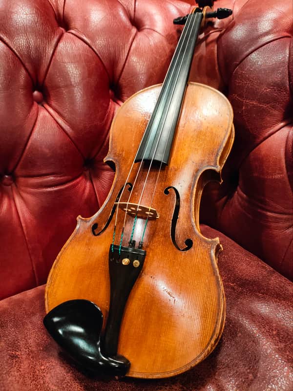 Neuner & Horsteiner Violin 1929 - Brown image 1