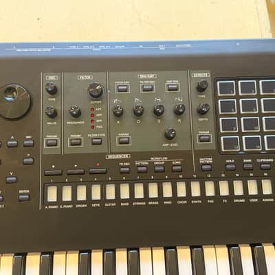 Roland Fantom 6 61-Key Workstation Keyboard 2019 - Present Black image 4