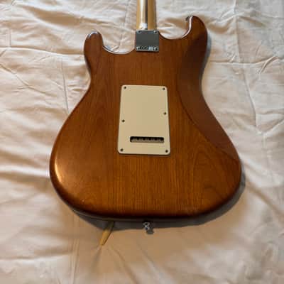 Fender FSR American Special Hand-Stained Stratocaster with Maple Fretboard 2012 - 2013 - Satin Honey Burst image 10