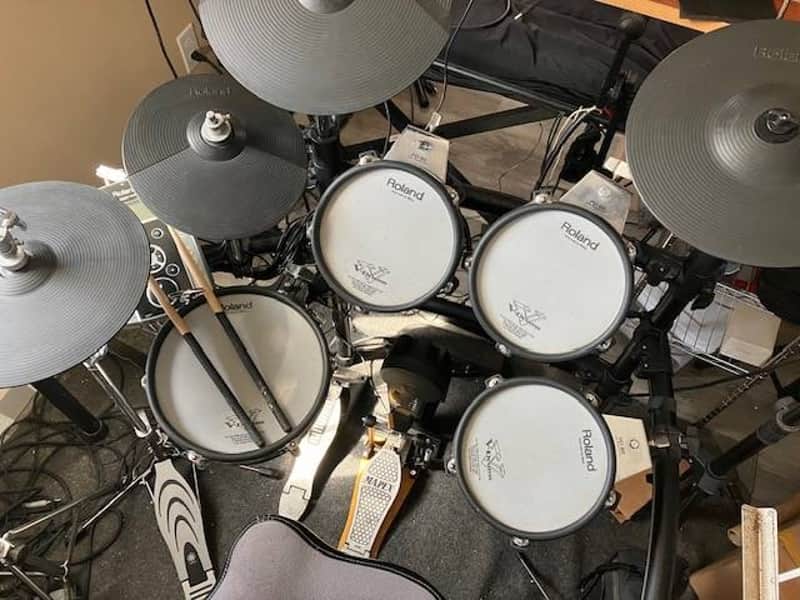 Roland TD-9 V-Drum Electronic Drum Set w/extras image 1