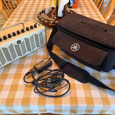 Yamaha THR10 10-Watt 2x3" Stereo Digital Modeling Guitar Combo 2011 - 2018 - Tan image 1