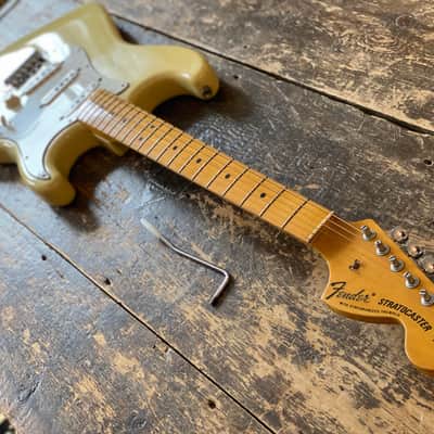 Scarce Early 90's FujiGen Fender Japan 1968 RI Olympic White Stratocaster 1993 MIJ USA Texas Specials image 10