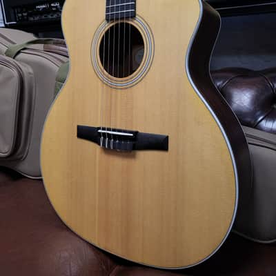 Taylor 214ce with ES2 Electronics 2021  Natural image 18