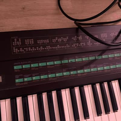 Yamaha DX7 Programmable Algorithm Synthesizer 1983 - 1987 - Black image 3