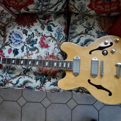 2006 Epiphone Casino w/ Hardshell case - Made in Korea - Excellent image 9