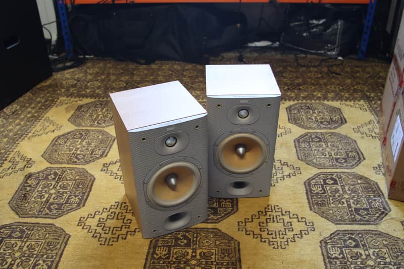 Bowers & Wilkins B&W DM601 S3  2000s Bookshelf Speakers - Silver image 1