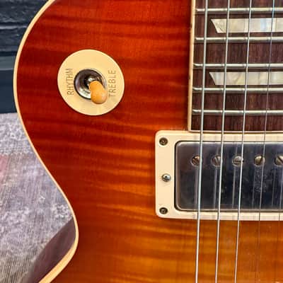 GIBSON CUSTOM SHOP 60TH ANNIVERSARY 1959 LES PAUL STANDARD REISSUE MADE 2 MEASURE BOTB PG 94 BURST image 4