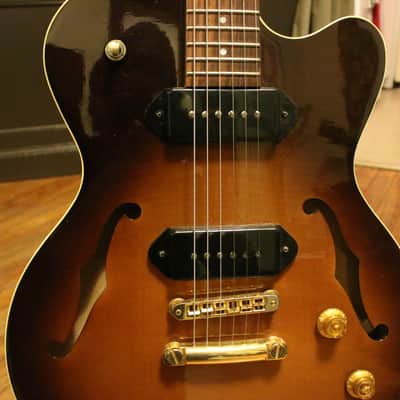 Yamaha AEX502 Electric Semi-Hollow Body Guitar (Sunburst) image 1