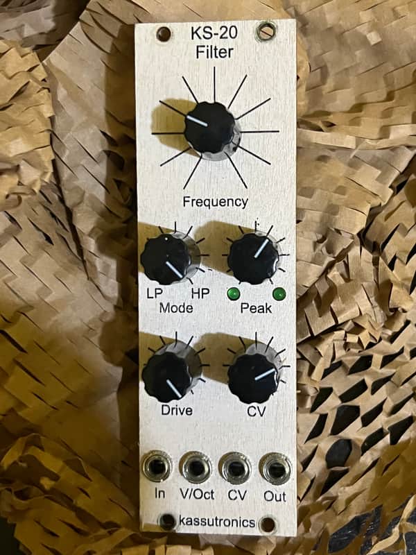 Kassutronics Is-20 - Wooden image 1