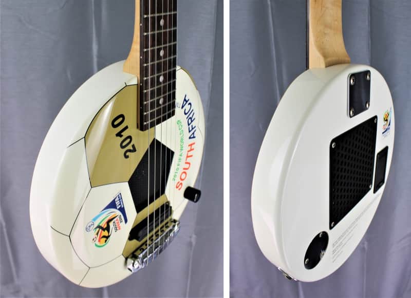 ARIA Mini guitare FIFA World Cup 2010 Africa 2010 White import
