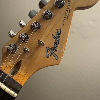 1985 MIJ Fender ST-62 | Olympic White, Comes with Tweed Case image 3