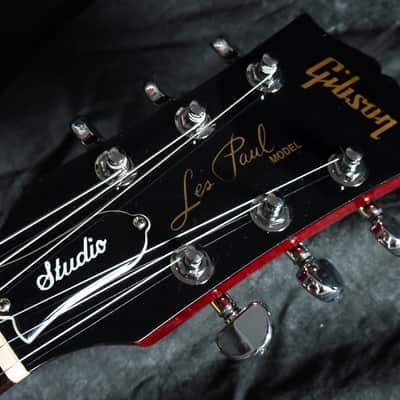 Gibson Les Paul Studio 2019 - Wine Red - VERY GOOD condition image 12