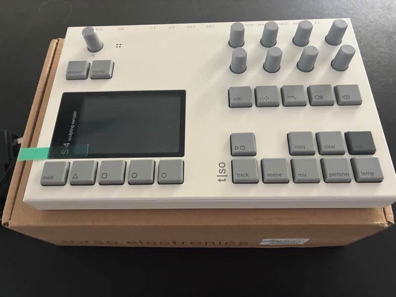 Torso Electronics S-4 Sculpting Sampler 2024 - Present - White image 1