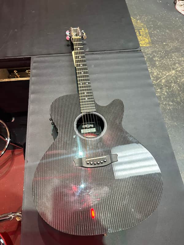 2014 Rainsong H-WS1000H2 - Carbon Fiber image 1