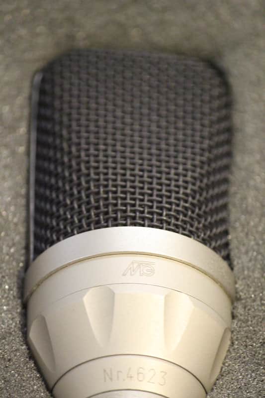 Gefell M71 condenser microphone image 1