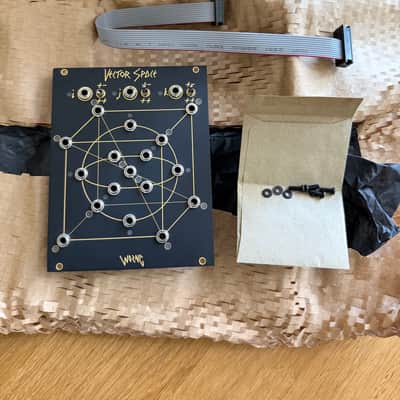 WORNG Electronics Vector Space image 4