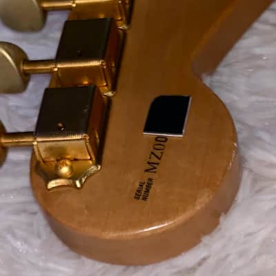 2000 Fender Deluxe player Stratocaster with Maple Fretboard electric guitar image 15