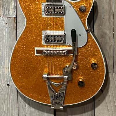 NEW Gretsch G6129T-89 Vintage Select '89 Sparkle Jet with Bigsby Gold Sparkle, "The Chris Cornell Jet" image 2