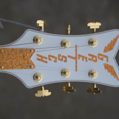 Gretsch G6136TG Players Edition Falcon™ Hollow Body with String-Thru Bigsby® and Gold Hardware - White image 2