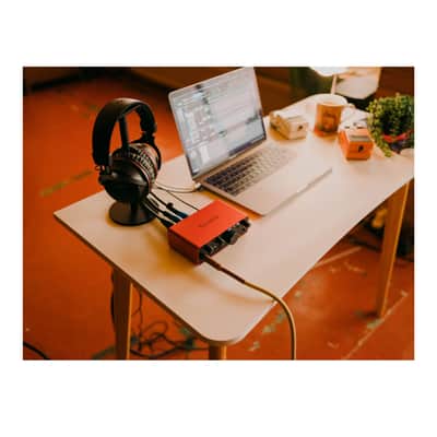 Focusrite Scarlett Solo Studio 4th Gen USB Audio Interface with Scarlett Mic Pre, Hi - Z Instrument Input, Air Mode, Focusrite Control 2, Huge Dynamic Range and Dynamic Gain Halos image 13