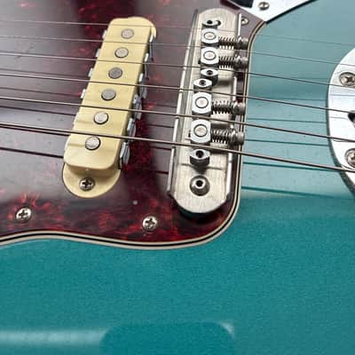 Fender Vintera '60s Jaguar with Mastery Bridge upgrade image 4