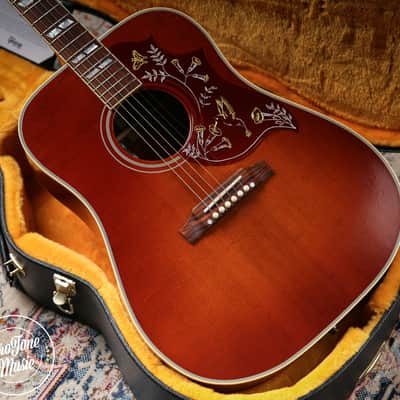 Gibson Custom 1960 Reissue Hummingbird Heritage Cherry Sunburst image 5