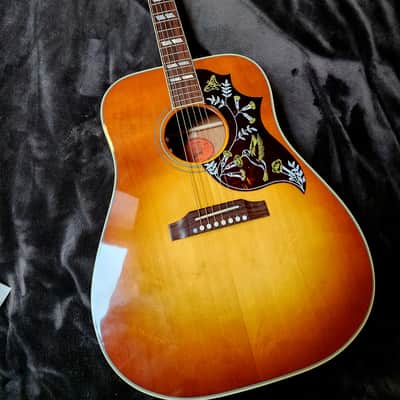 *MINTY* Gibson Hummingbird Original (with original HSC) image 1