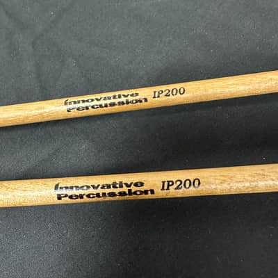 Innovative Percussion IP200 Mallets, Med Soft, 1 Pair, Birch w/Teal Yarn - NEAR MINT image 2